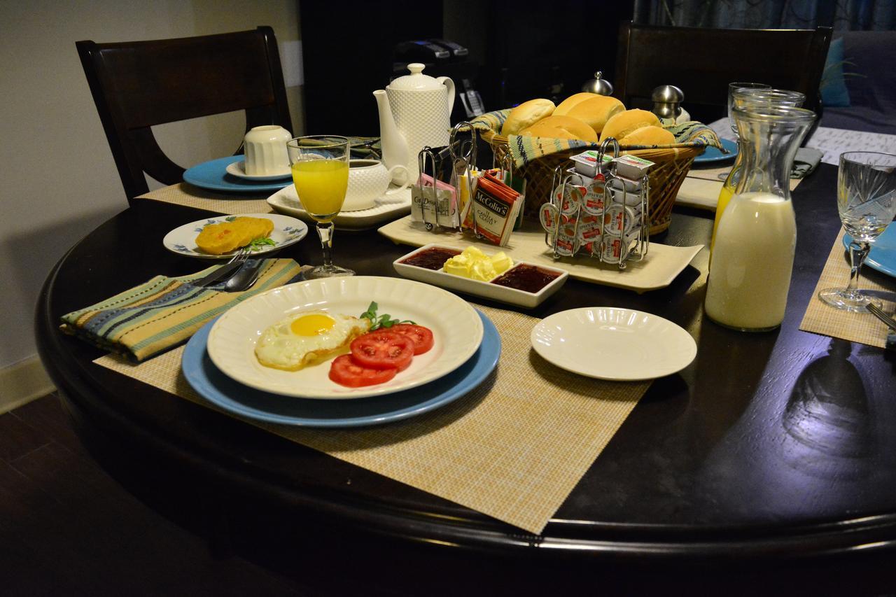 Kangaroo Wasi Airport Bed & Breakfast Лима Экстерьер фото
